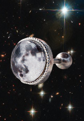 Full moon piercing (달 피어싱)
