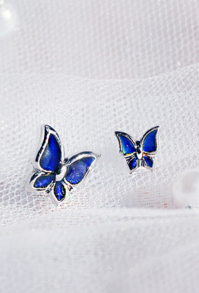 ♥누적 1500개 판매 돌파♥Blue butterfly 🦋 piercing (온도 나비 피어싱)