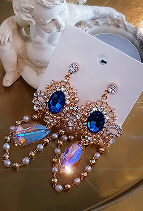 Blue princess earring (티타늄침)