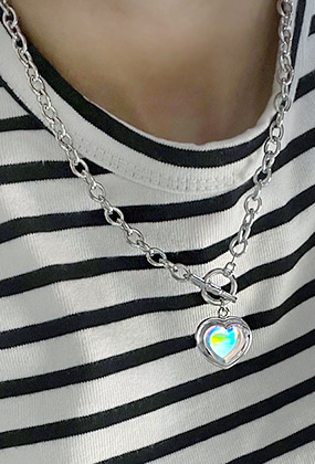 Hologram ♡toggle chain necklace