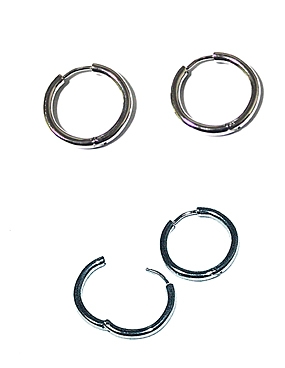 ♥누적 500개 판매 돌파♥ Simple medium circle earring (surgical steel)