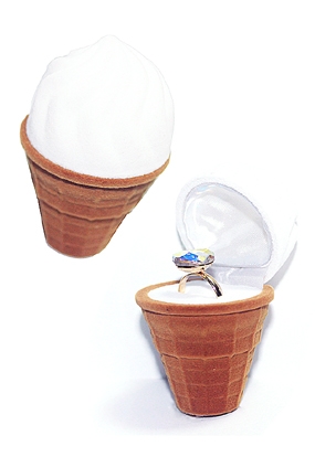 Soft icecream jewelry case