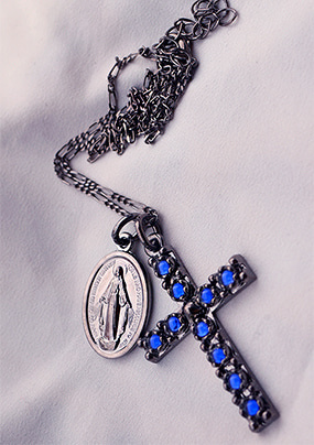Sapphire cross necklace ( 3 way )