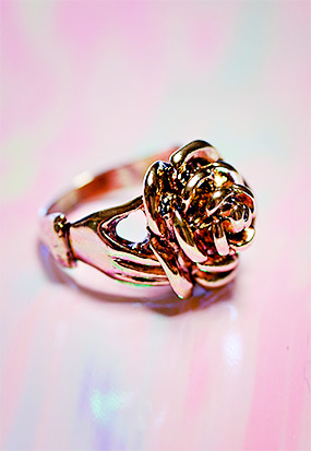 Rose Claddagh ring