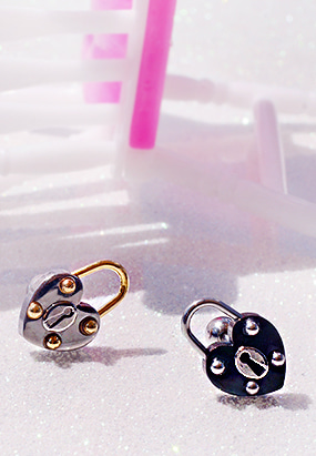 Heart ♡ padlock piercing (자물쇠 피어싱)