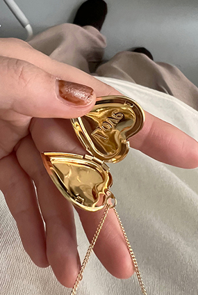 Love heart locket necklace (골드,실버)