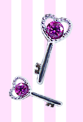 Heart ♡♥ key piercing ( 2 color )