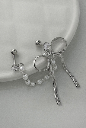 Ribbon pearl two-pin piercing