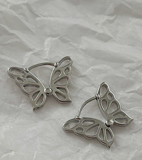 Butterfly ring🦋 earring