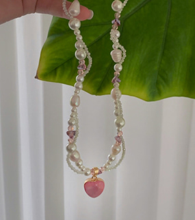 Pink ♡gem beeds necklace (진주)
