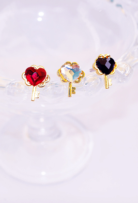 ♥누적 200개 판매 돌파♥ Magical♡ Key piercing (3 color)(swarovski)