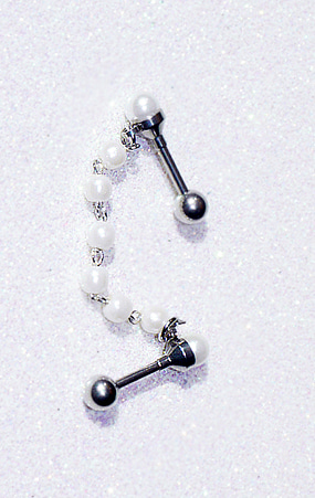 ♥누적 600개 판매 돌파♥Pearl - two pin babel piercing